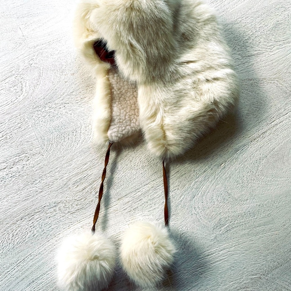 ❄️Anthropologie Faux Fur Hat❄️
